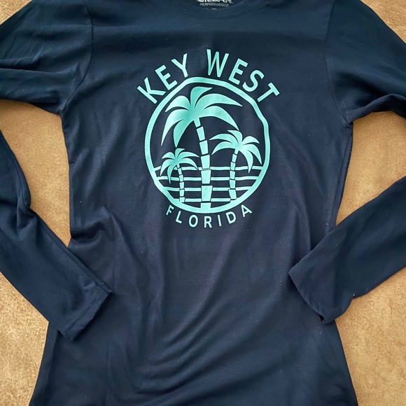 Gildan Performance Tops - Key West Tee Shirt